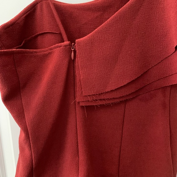 ♥️1 SHOULDER LAYERED RUFFLE TOP♥️ - Picture 2 of 4